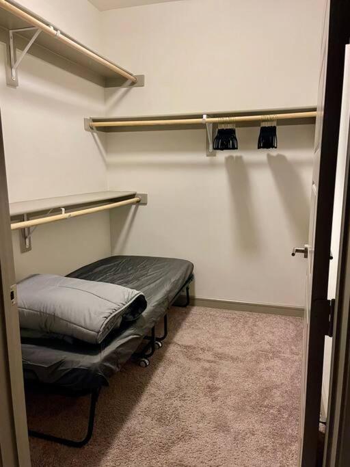 Luxury Apartment Close To Everything W Free Parking 5 Houston Ngoại thất bức ảnh