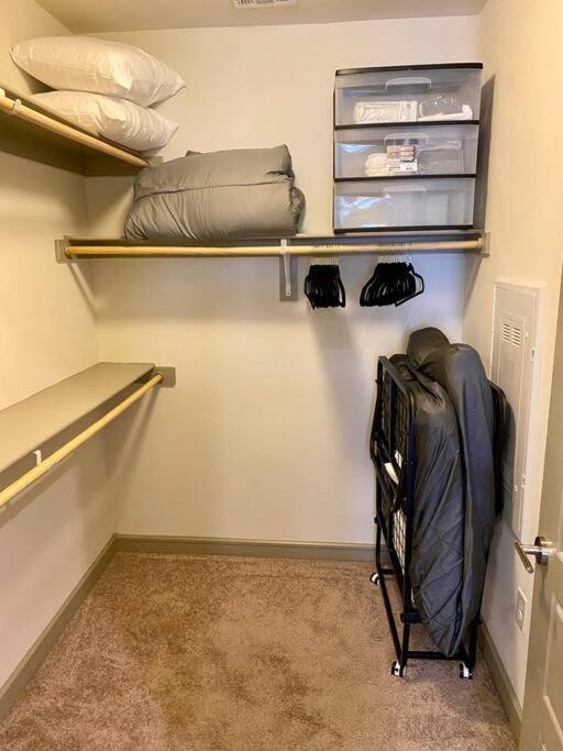 Luxury Apartment Close To Everything W Free Parking 5 Houston Ngoại thất bức ảnh